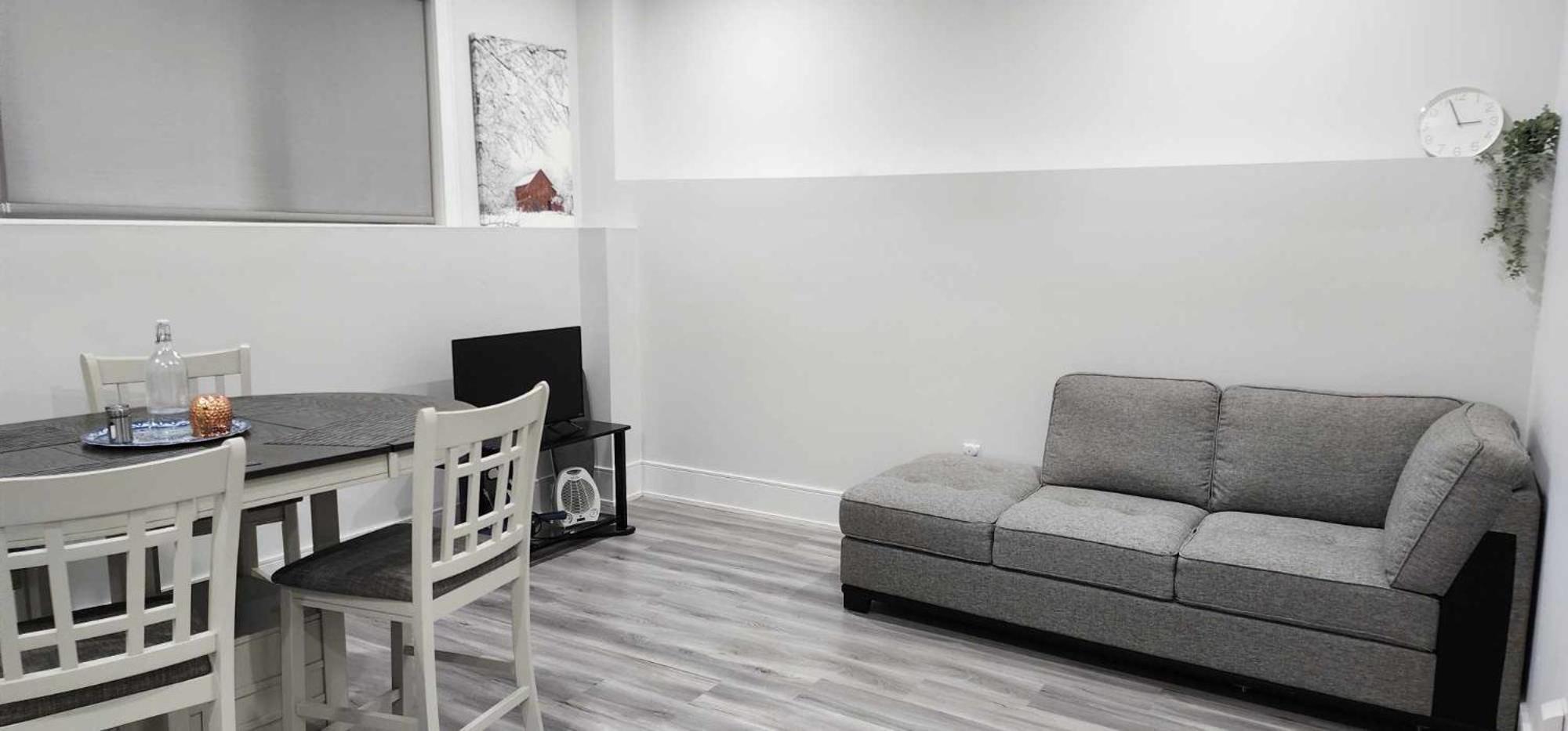 Scarborough New 2-Bedroom Basement Торонто Екстериор снимка