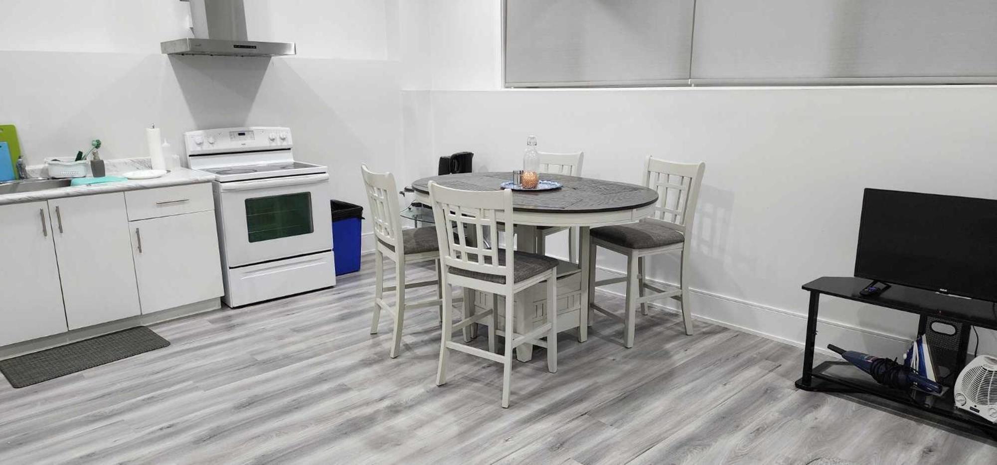 Scarborough New 2-Bedroom Basement Торонто Екстериор снимка